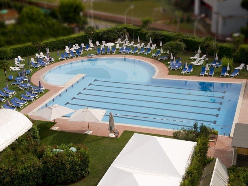 Aris Garden Hotel Casal Palocco Exteriör bild