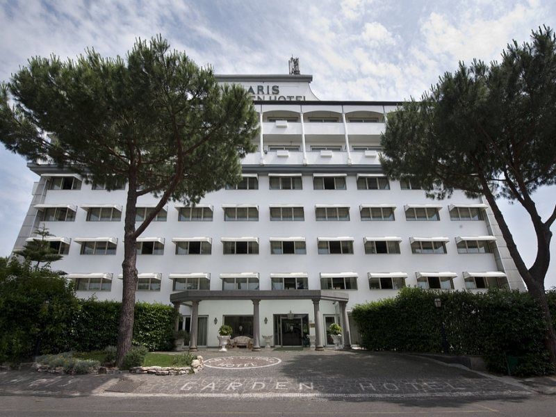 Aris Garden Hotel Casal Palocco Exteriör bild