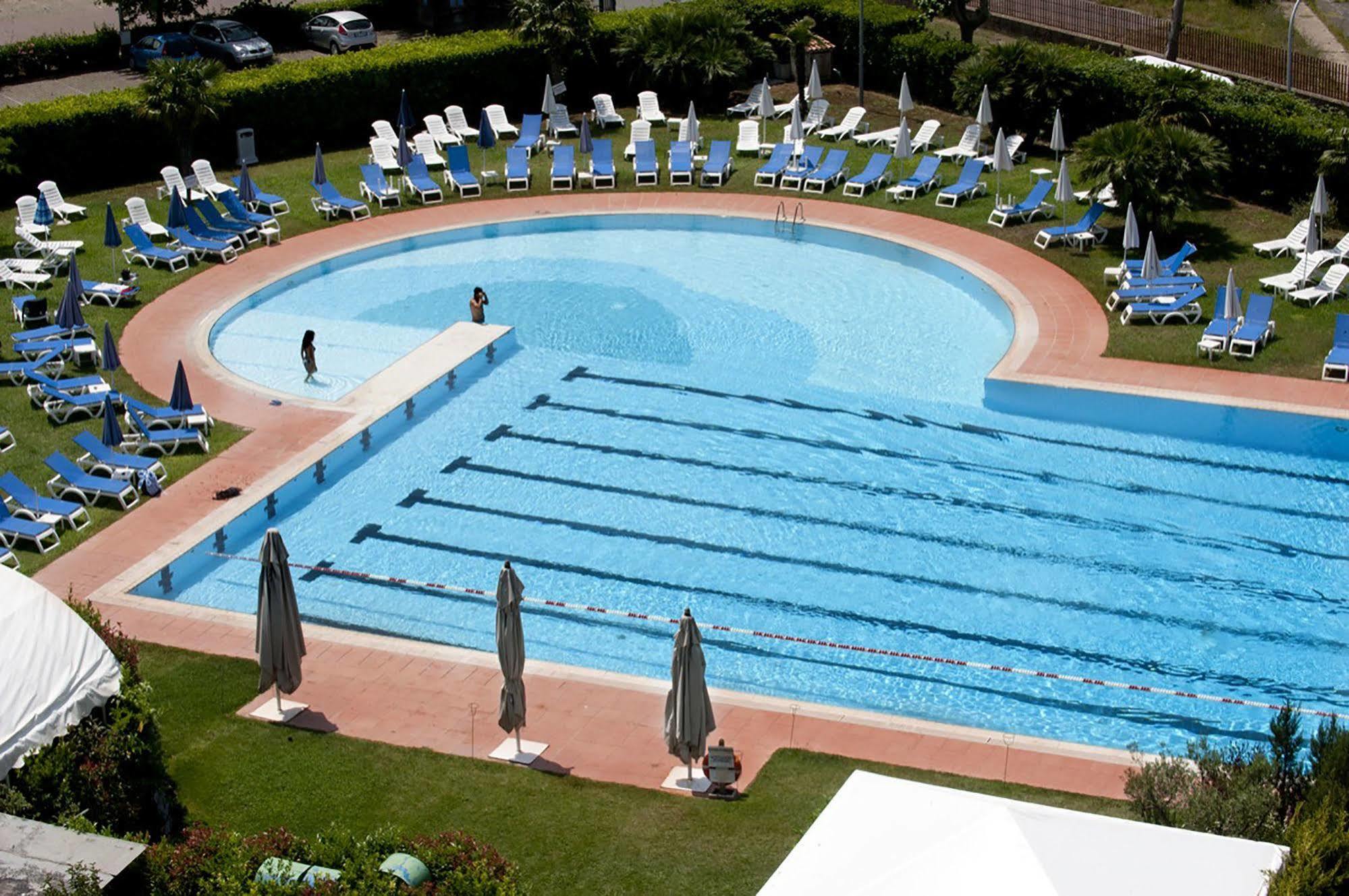 Aris Garden Hotel Casal Palocco Exteriör bild